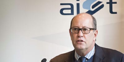 Super administrators in a “world of pain”