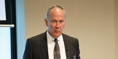 Ray King leaves Mercer