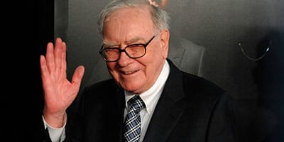 Super funds bet against Warren Buffett