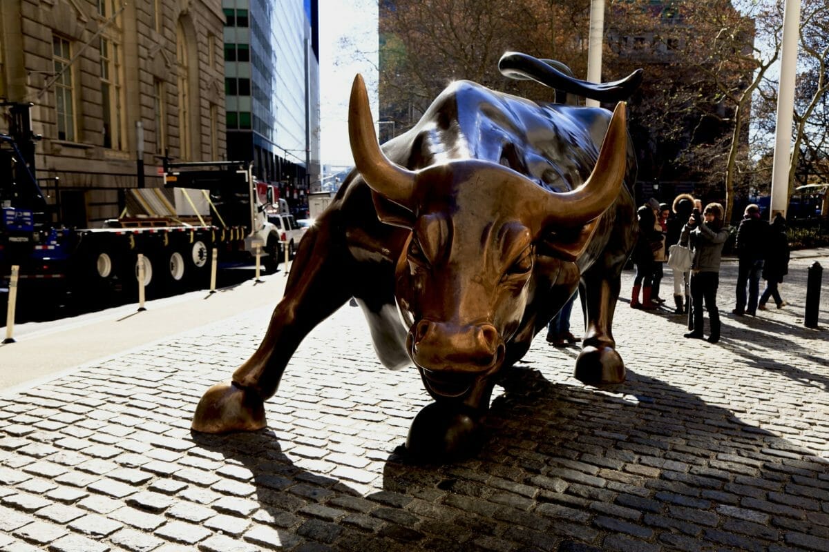 Equity bulls return as recession fears fade