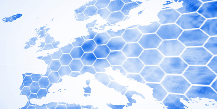 Nonlinear thinking in a linear market