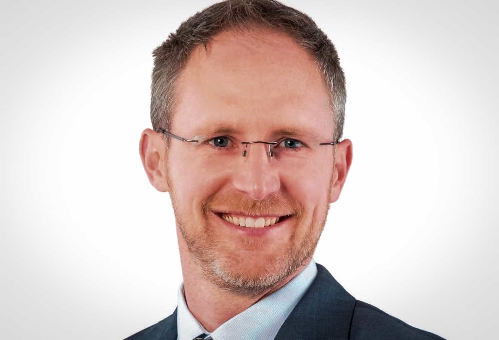 QIC warns against herd behaviour in currency hedging