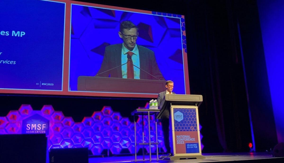 ‘Nuts’ not to explore super funds investing for the national interest: Jones 