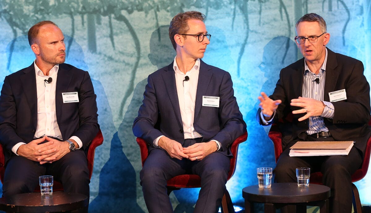 Why asset owners should dare to rethink renewables investment execution