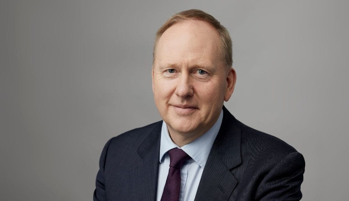 CFS eyes unloved emerging markets, hedges US tech risks