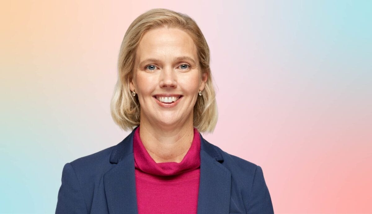 AustralianSuper pares back bonds in favour of growth assets