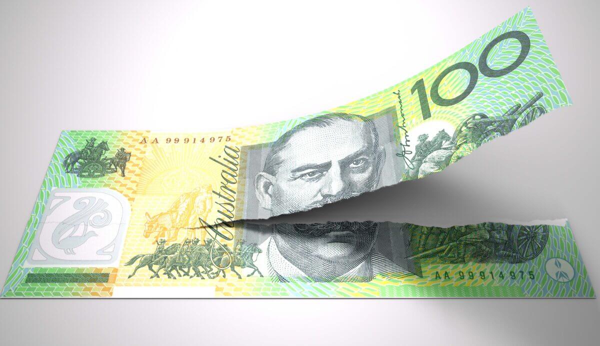 UniSuper halves pension admin fee for 42,000 members